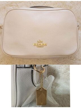 COACH Jes Crossbody Bag Chalk White Pebble Leather, Gold Metal Logo Charm F39856